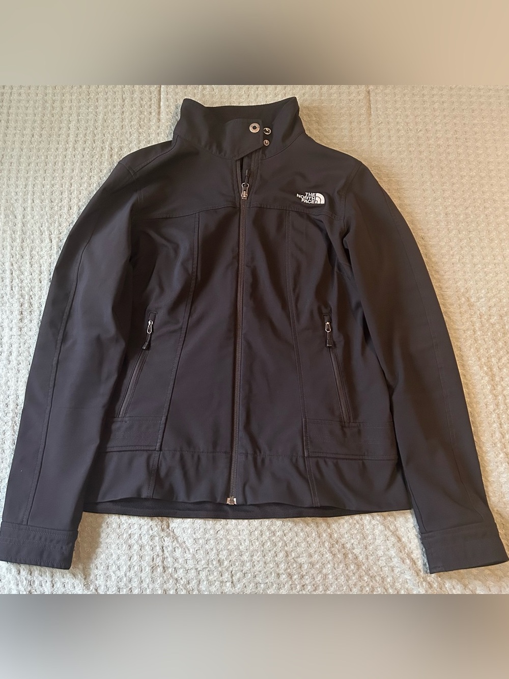 Women’s The North Face Black Lightweight Softshell Jacket